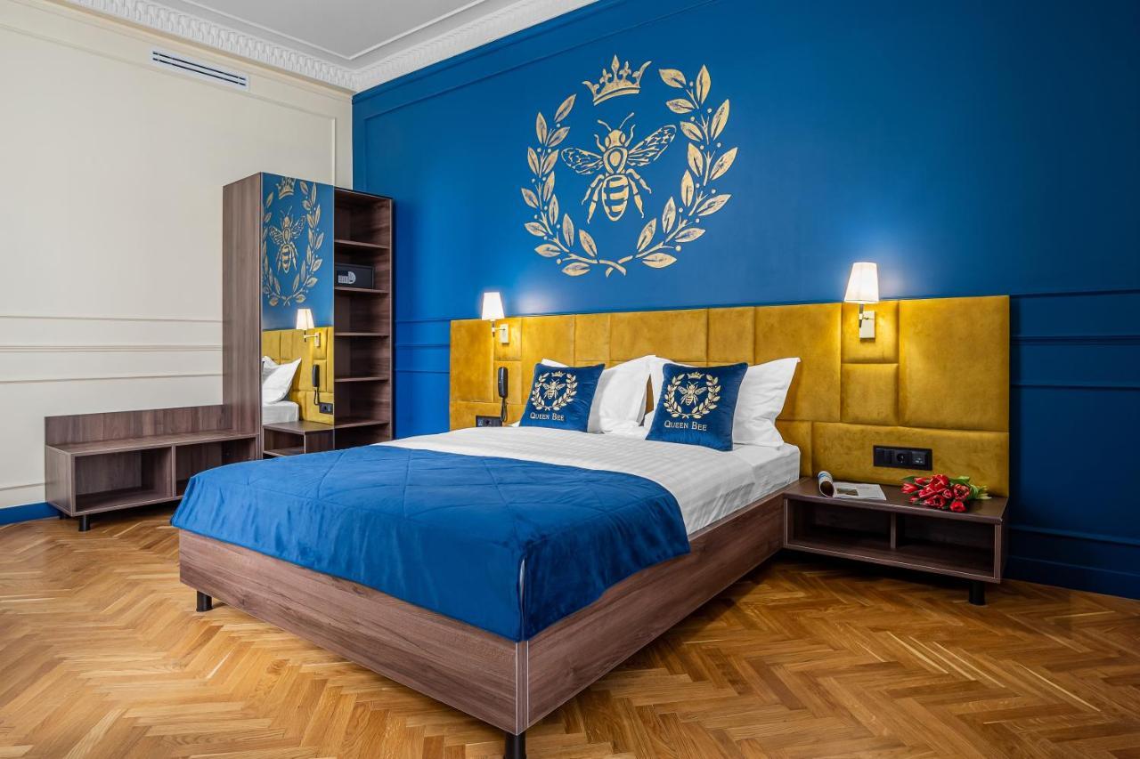 Queen Bee Kiev Extérieur photo